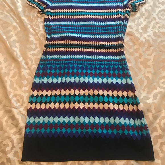 Stretchy multi color dress with rope belt - Picture 3 of 4